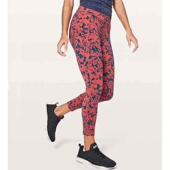 Lululemon‎ Final Lap Crop TIGHTS SZ 8 *23" Efflorescent Dark Canyon Onyx Blue - Picture 1 of 6